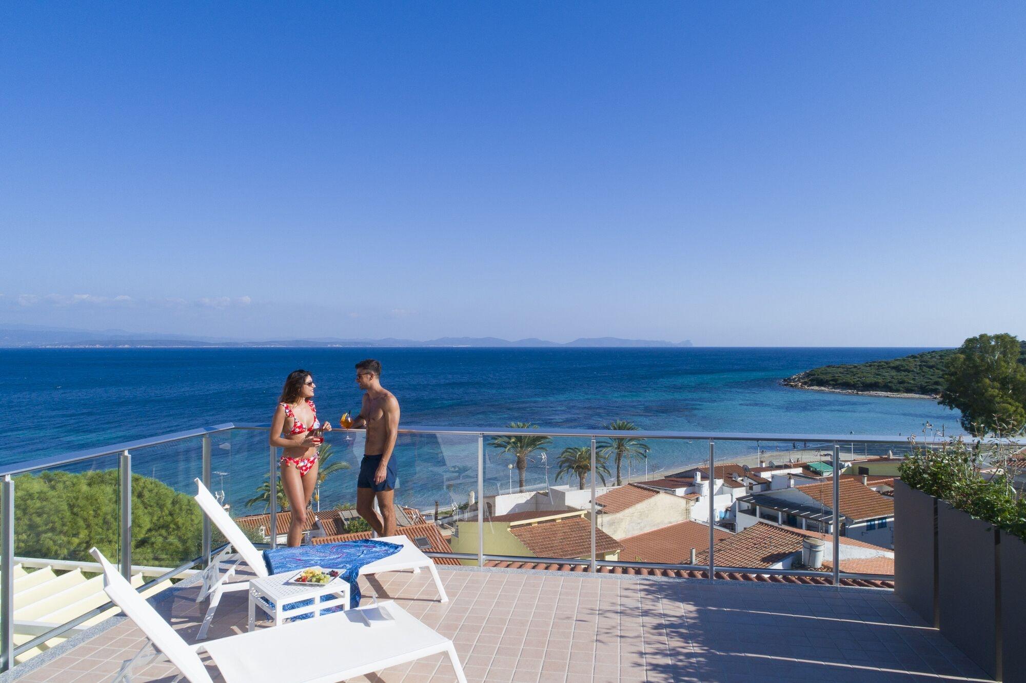 Lu' Hotel Maladroxia SantʼAntìoco Екстериор снимка